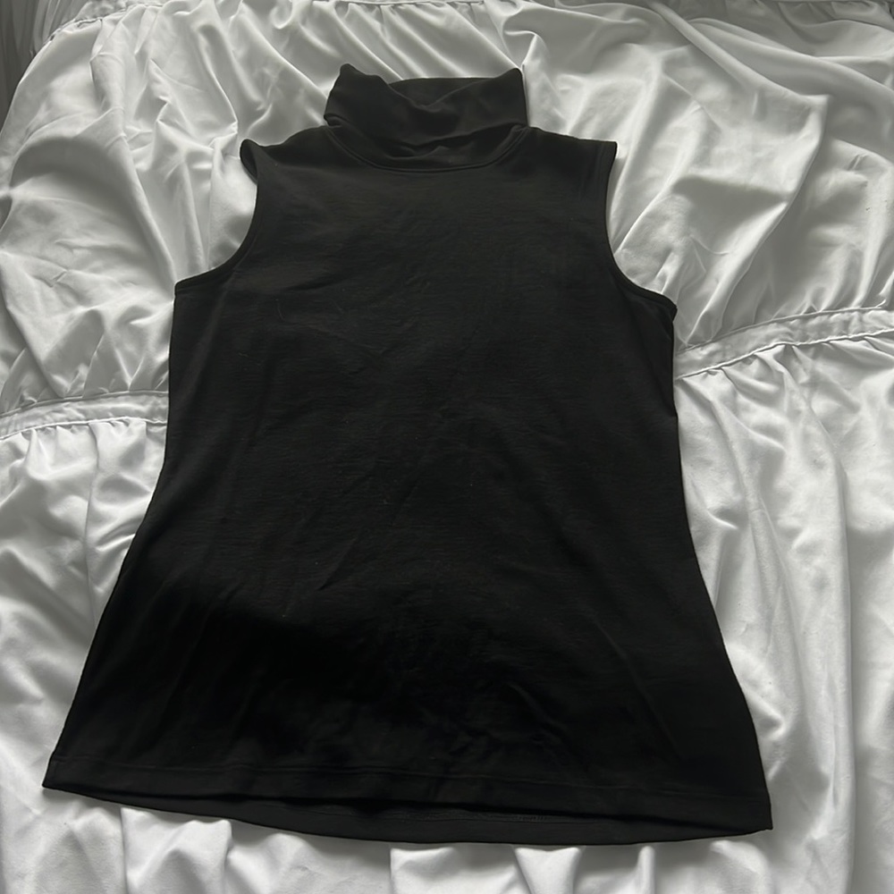 Turtle neck layering piece